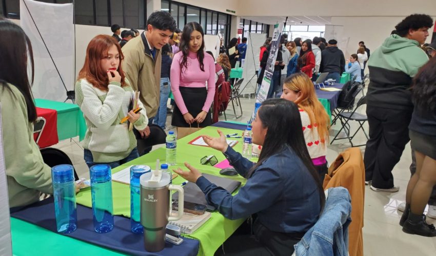 Feria de Reclutamiento y Estadías.
