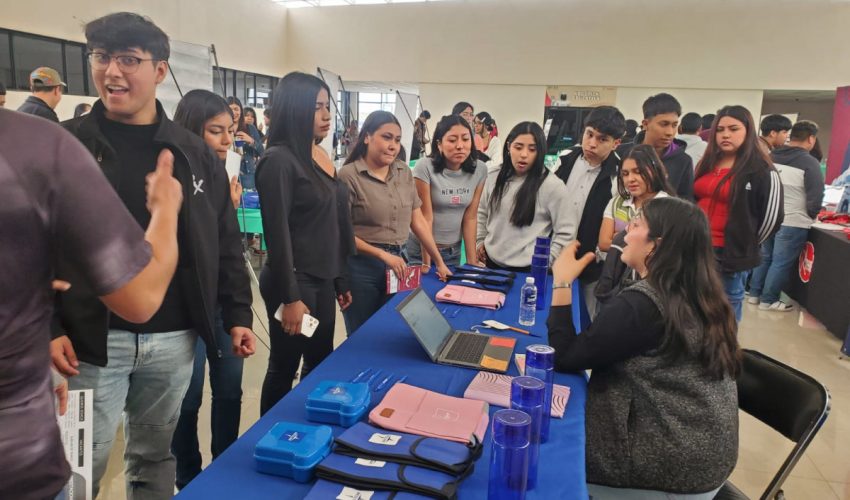 Realizan Feria de Reclutamiento y Estadías