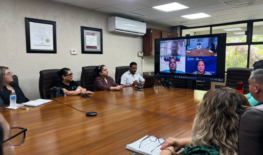 Acredita el 100 % de sus programas de TSU en estándares de calidad